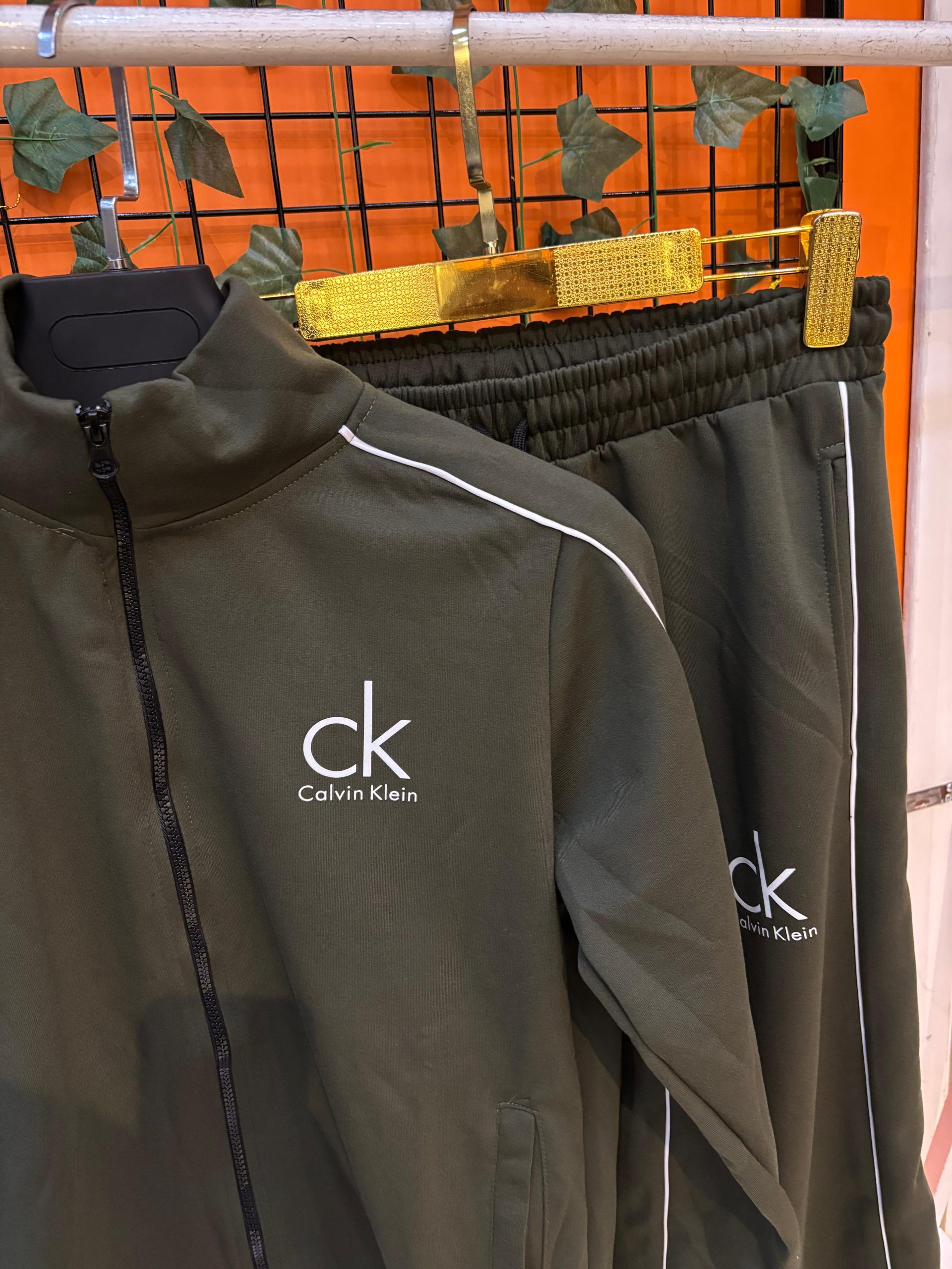 CK PREMIUM EŞOFMAN TAKIMI (HAKİ) CK PREMIUM EŞOFMAN TAKIMI (HAKİ)