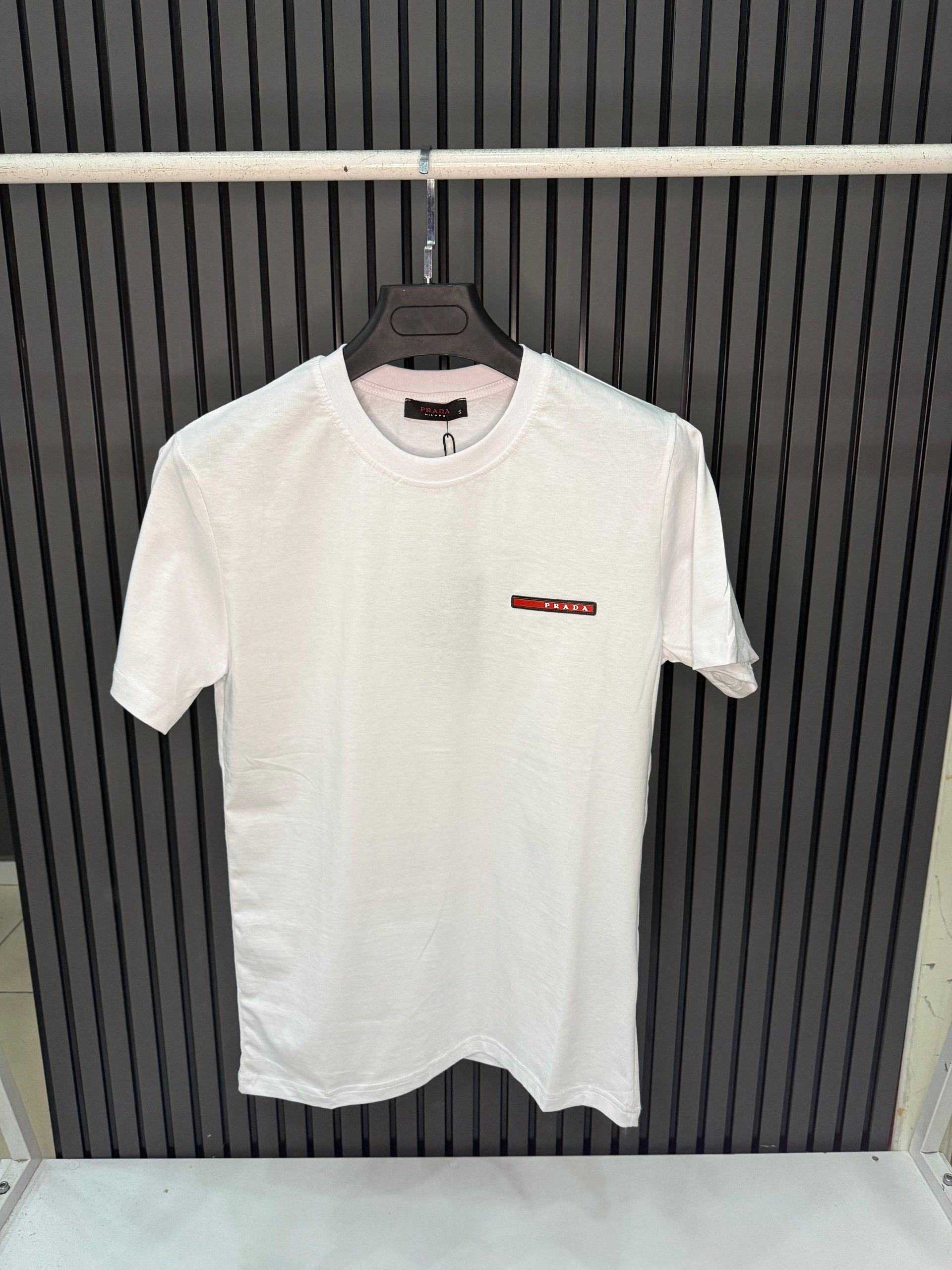 WhatsApp Image 2026-03-05 at 05.11.16 (2) PRADA PREMIUM TSHIRT - Görsel 1