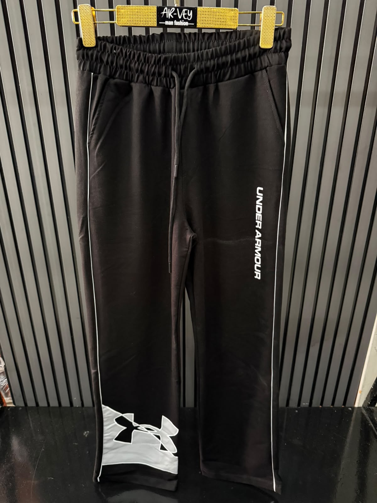 WhatsApp Image 2026-08-22 at 17.23.33 (5) UNDER ARMOUR PREMIUM EŞOFMAN ALTI - Görsel 1